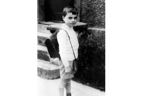    Гельмут Коль в детстве / imago/Sven Simon/Global Look Press