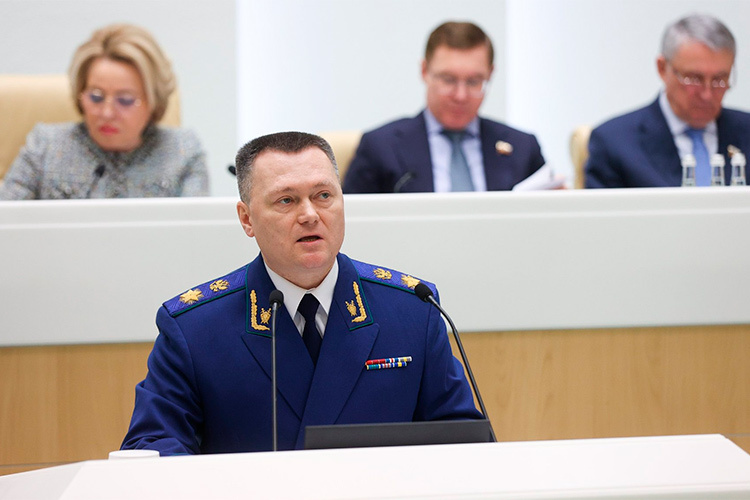    Игорь Краснов: «Проверка органов внутренних дел показала значительные упущения при осуществлении миграционного контроля».   
Фото: council.gov.ru