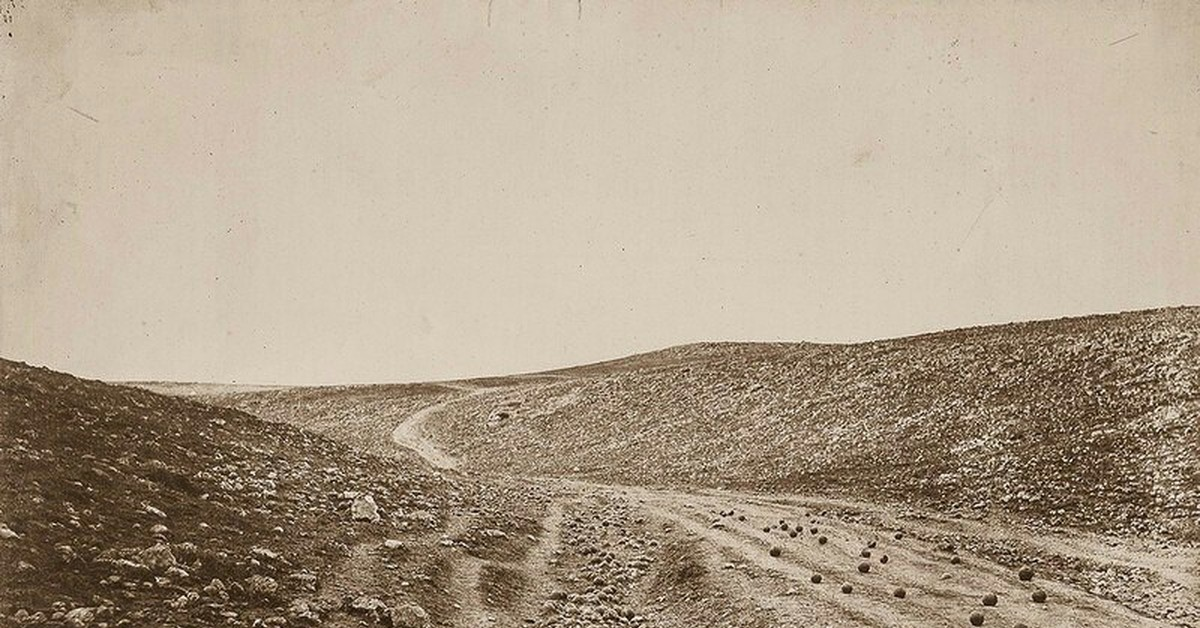 Roger Fenton. Valley of the Shadow of Death