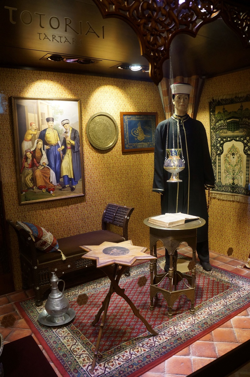 
Экспозиция, посвящённая татарам, в Тракайском замке
Источник: ru.wikipedia.org