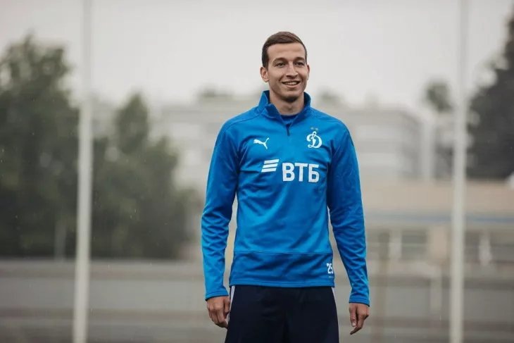    Шесть худших футболистов РПЛ в марте. Кто проваливает 2025 год? Фото #1