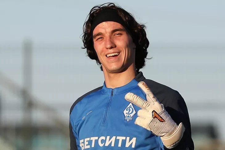    Шесть худших футболистов РПЛ в марте. Кто проваливает 2025 год? Фото #2