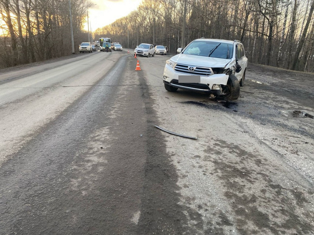    В массовом ДТП на Слободском тракте пострадали два человека