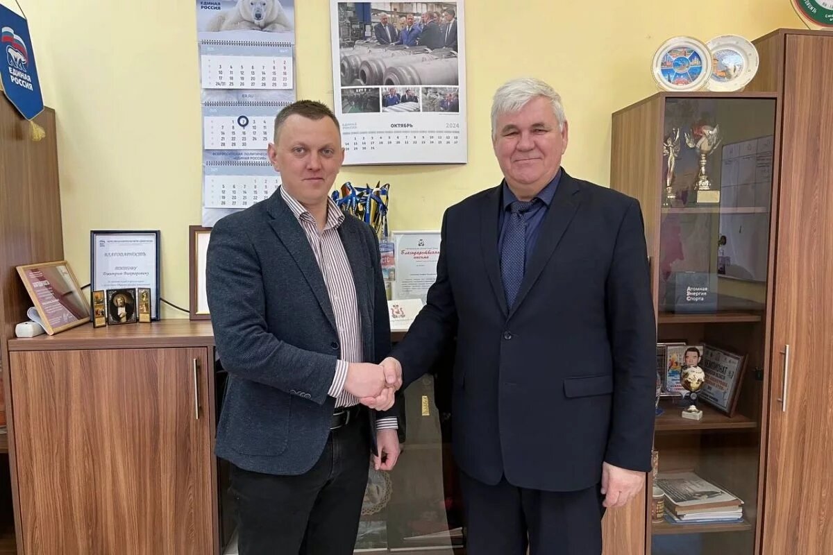    Директор Смоленского филиала энергоинститута участвует в ПГ «Единой России»