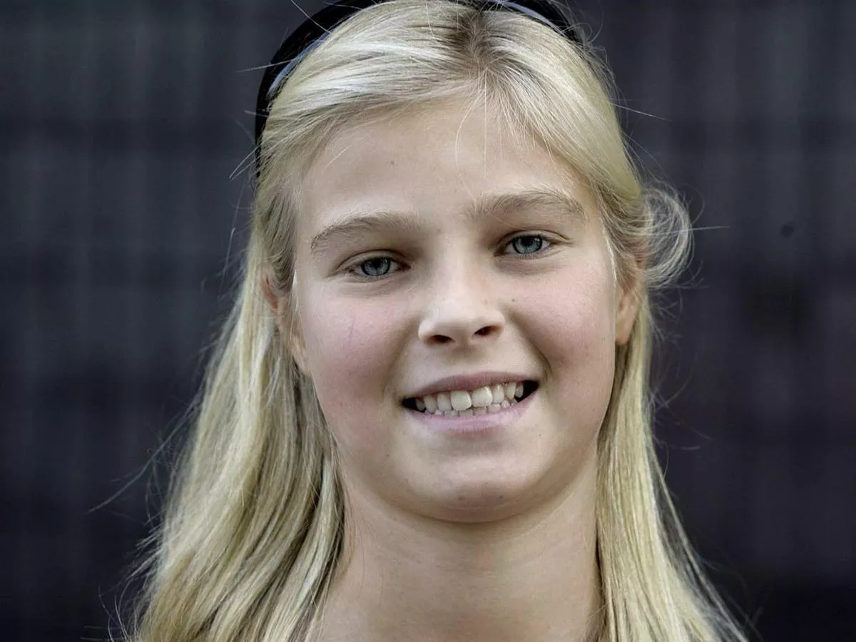 Тилли была обычной британской школьницей из небольшого городка Литтлтон в графстве Суррей.