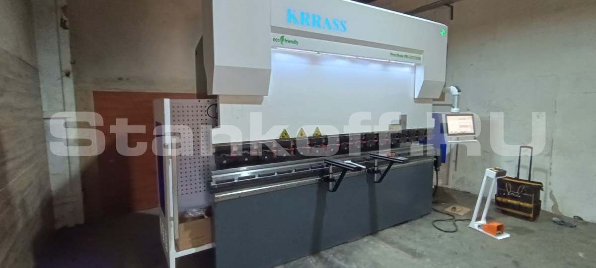  Гидравлический листогибочный пресс KRRASS PBS 135/3200 4 axis

