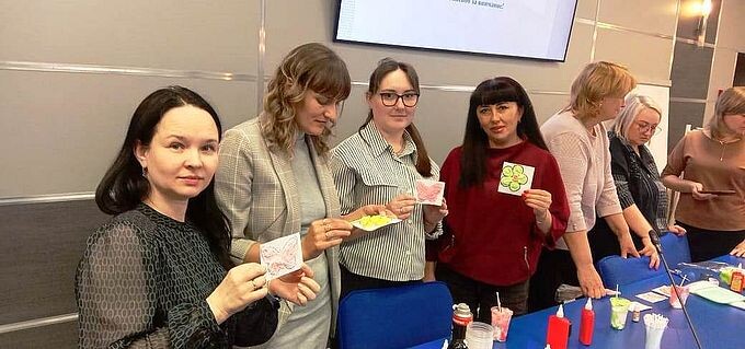 Участники форума обучаются в мастер-классе