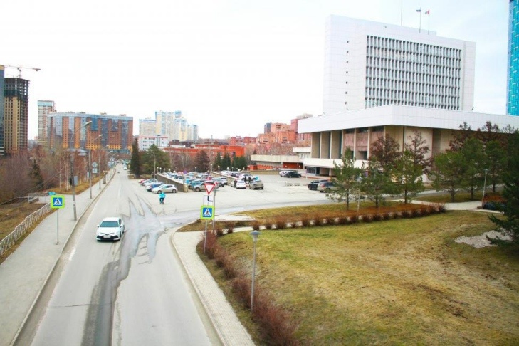    Фото пресс-службы Заксобрания региона