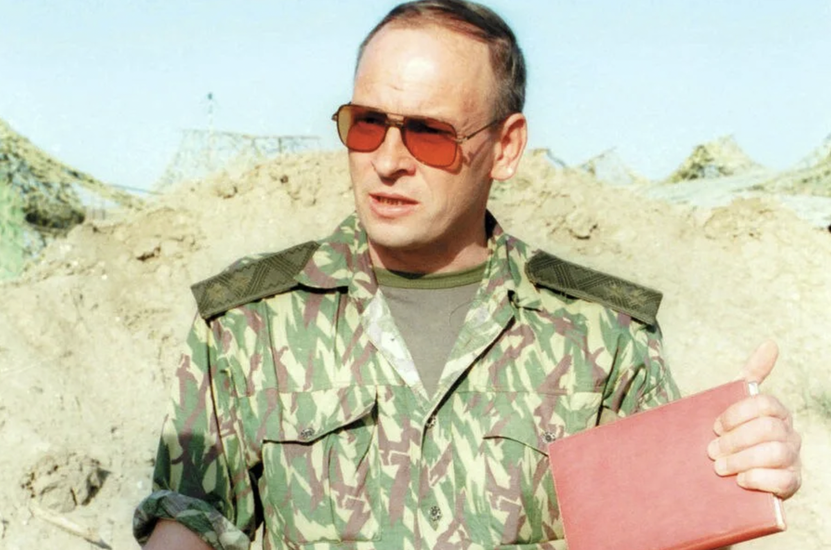 Генерал Анатолий Романов