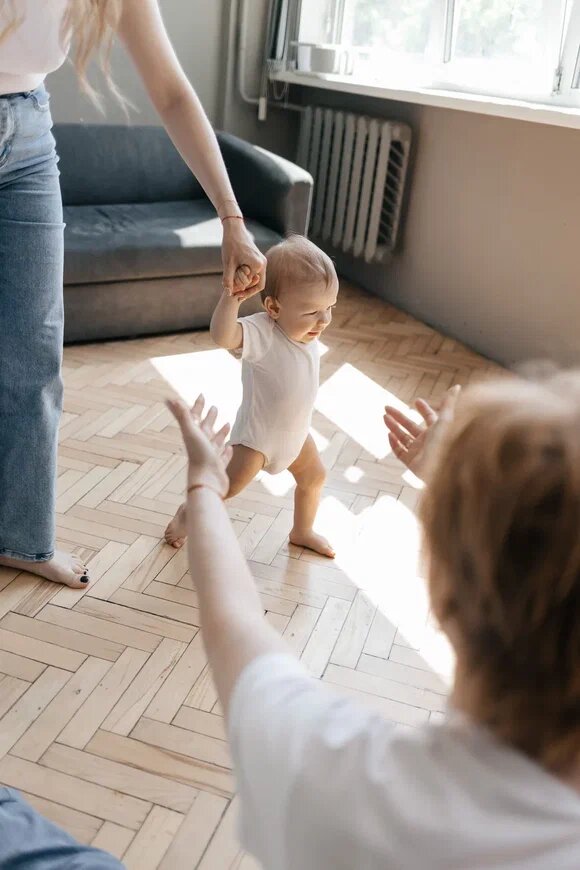 Малыш еще совсем малыш!