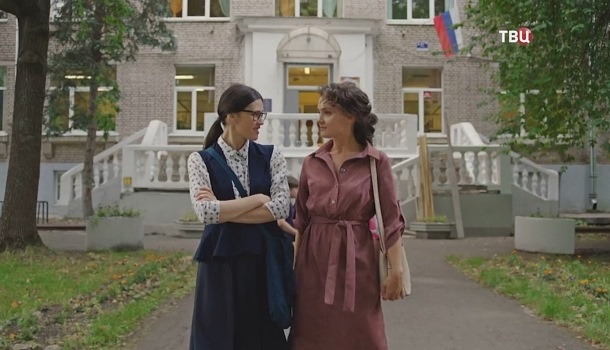 Подобное содержание всех серий сериала "Тайны города М. Рассвет наступит незаметно" (2023)