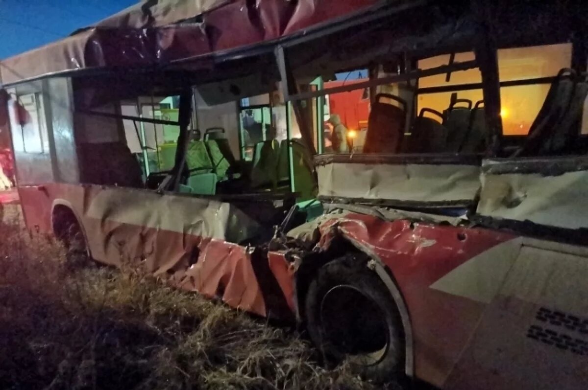    Проверку проводят по столкновению тепловоза с автобусом в Тульской области