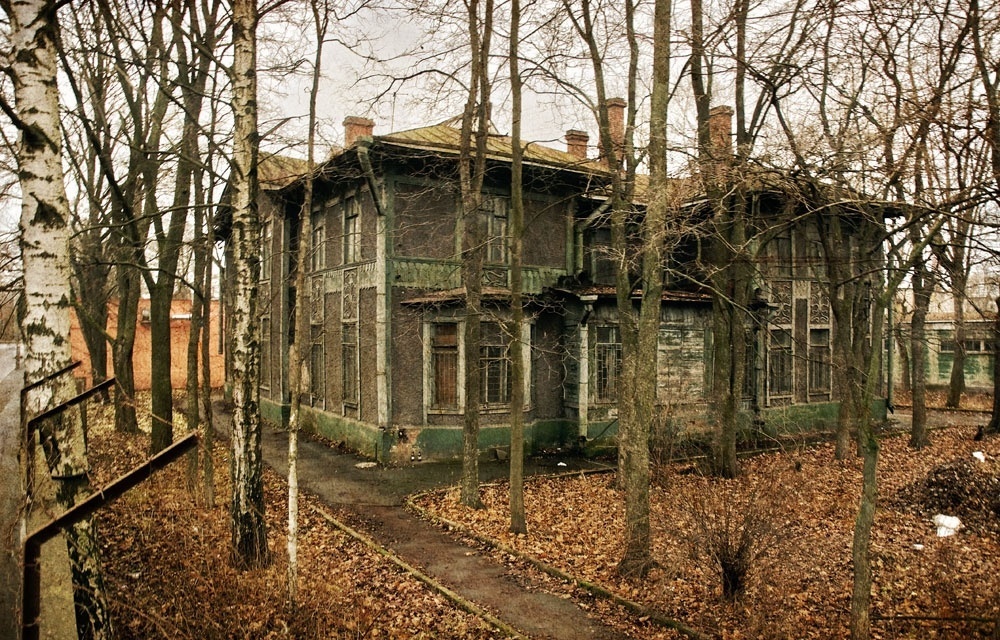 Особняк Экваля. автор фото неизвестен 