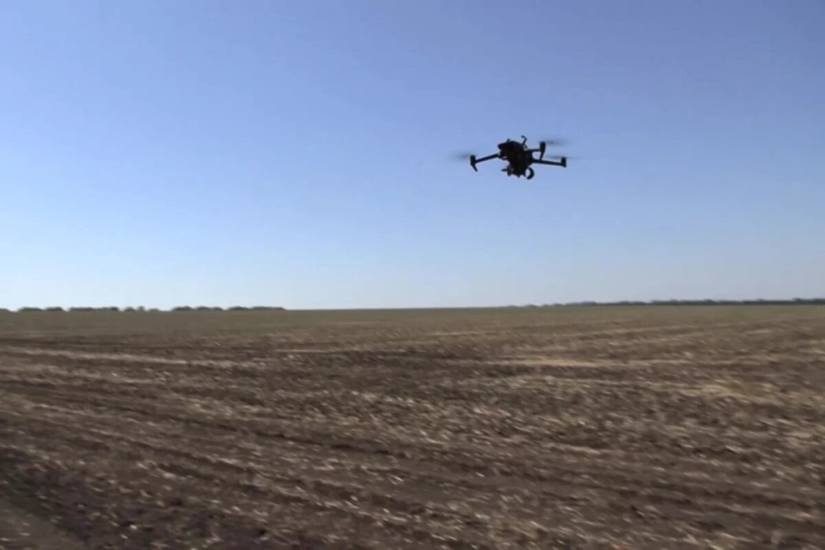    Оператор БПЛА Джони выпустил около 100 «Кубов» по позициям ВСУ