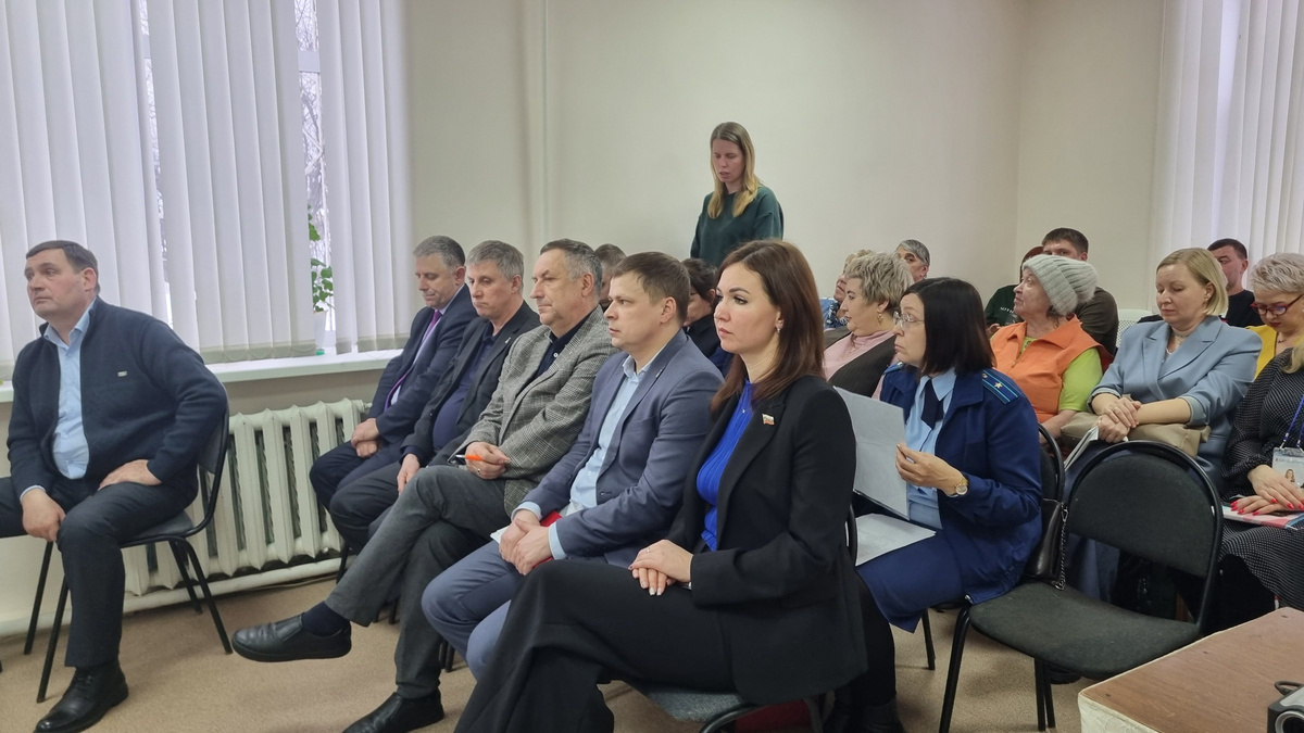 Собрание жителей проходило в компактном зале Зарубинского Дома культуры