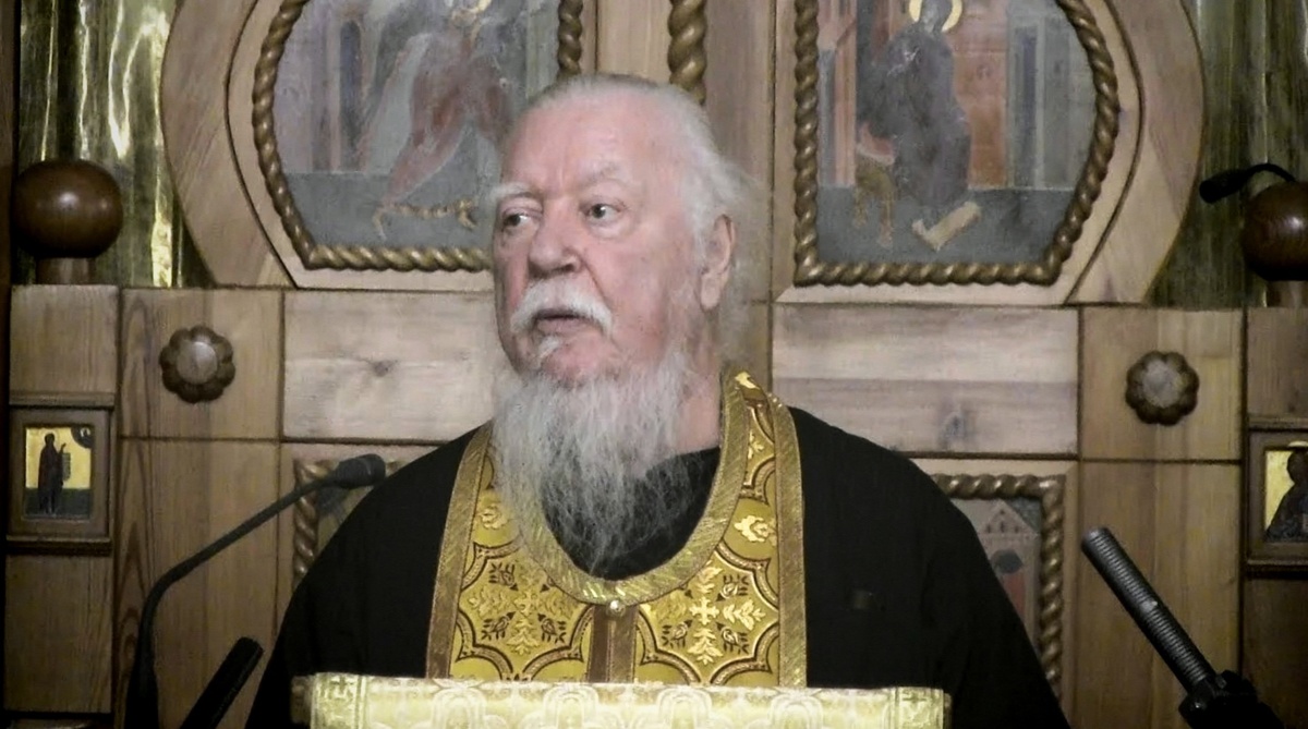 Димитрий Смирнов (07.03.1951 — 21.10.2020 гг.) — протоиерей, церковный и общественный деятель.