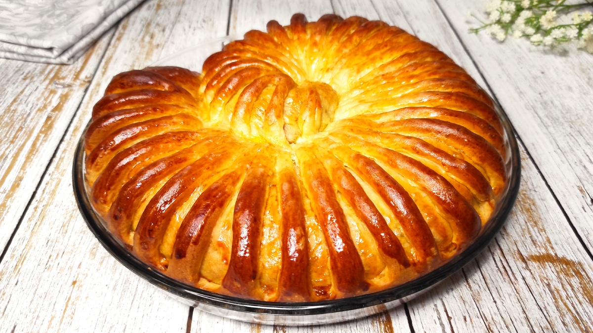 Пирог "Улитка" из дрожжевого теста. Фото автора.