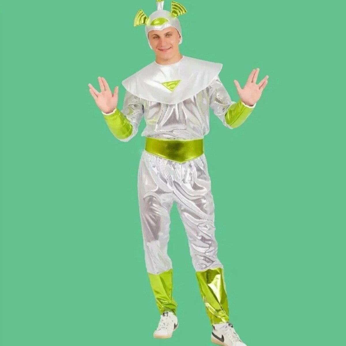 Это инопланетянин. Российская фабрика. Без маркировки. 