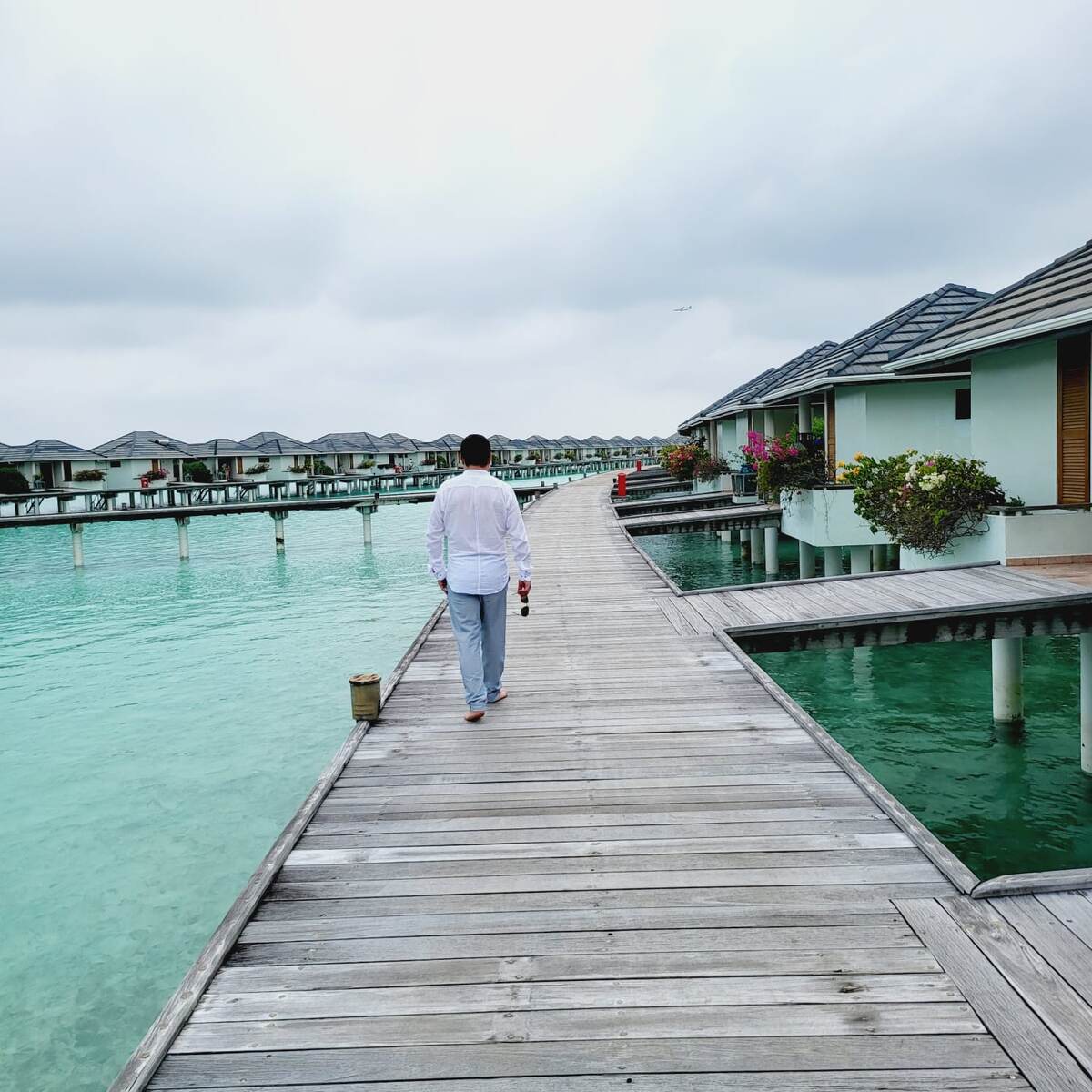 Решение о покупке недвижимости у моря должно основываться на вашем образе жизни, финансовом положении и долгосрочных планах.