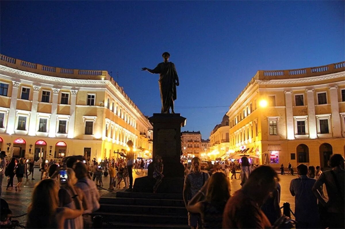    Вассерман напомнил о пособниках нацистов на фонарных столбах в Одессе