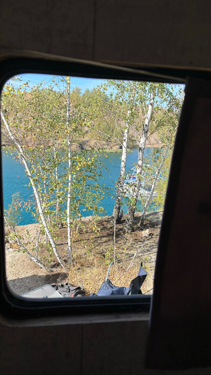 Вид из окна автодома 