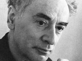 Грустный взгляд великого физика.