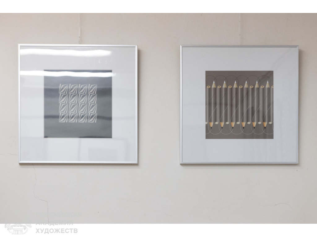 Экспозиция выставки «Возможности невозможного» члена-корреспондента РАХ Максима Владимировича Киреева. Фоторепортаж:  Виктор Берёзкин, пресс-служба РАХ.