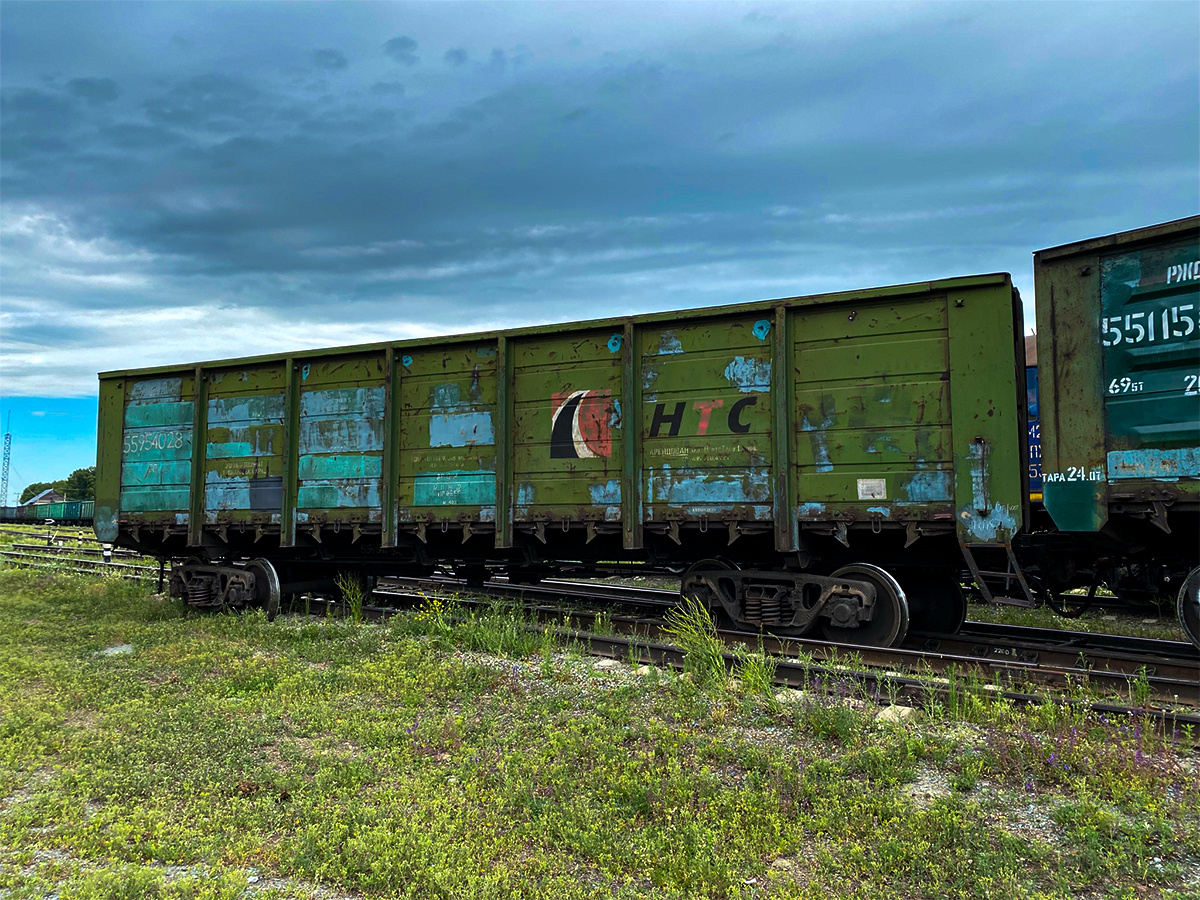 Место схода вагонов