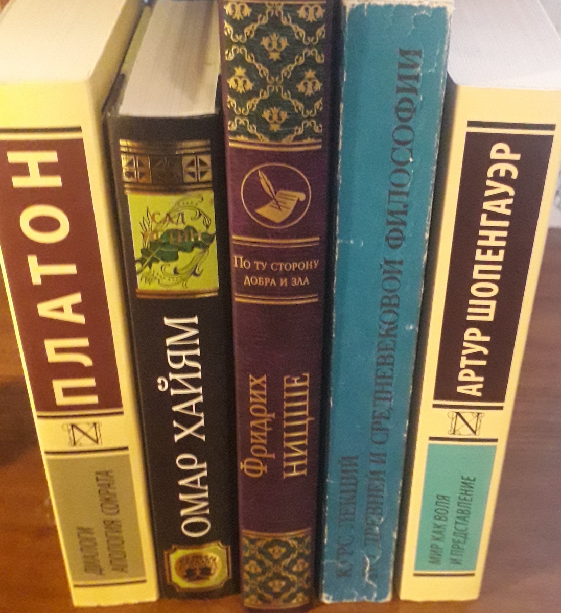 Книжный релакс. Фото автора 29.01.2023