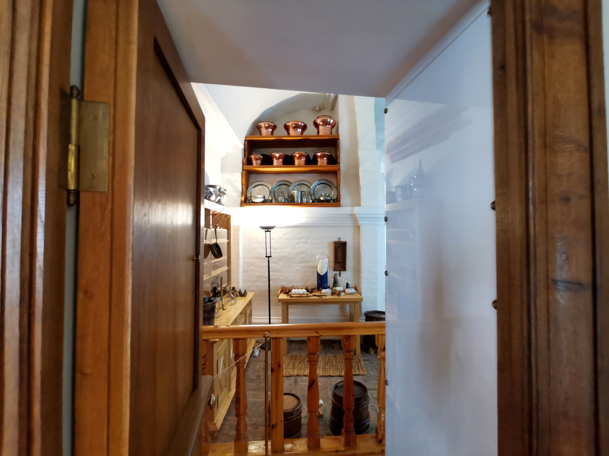 Вход в Кухню. Фото автора.