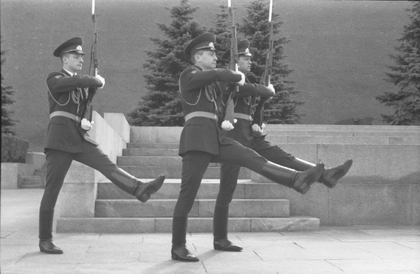 Почётный караул...