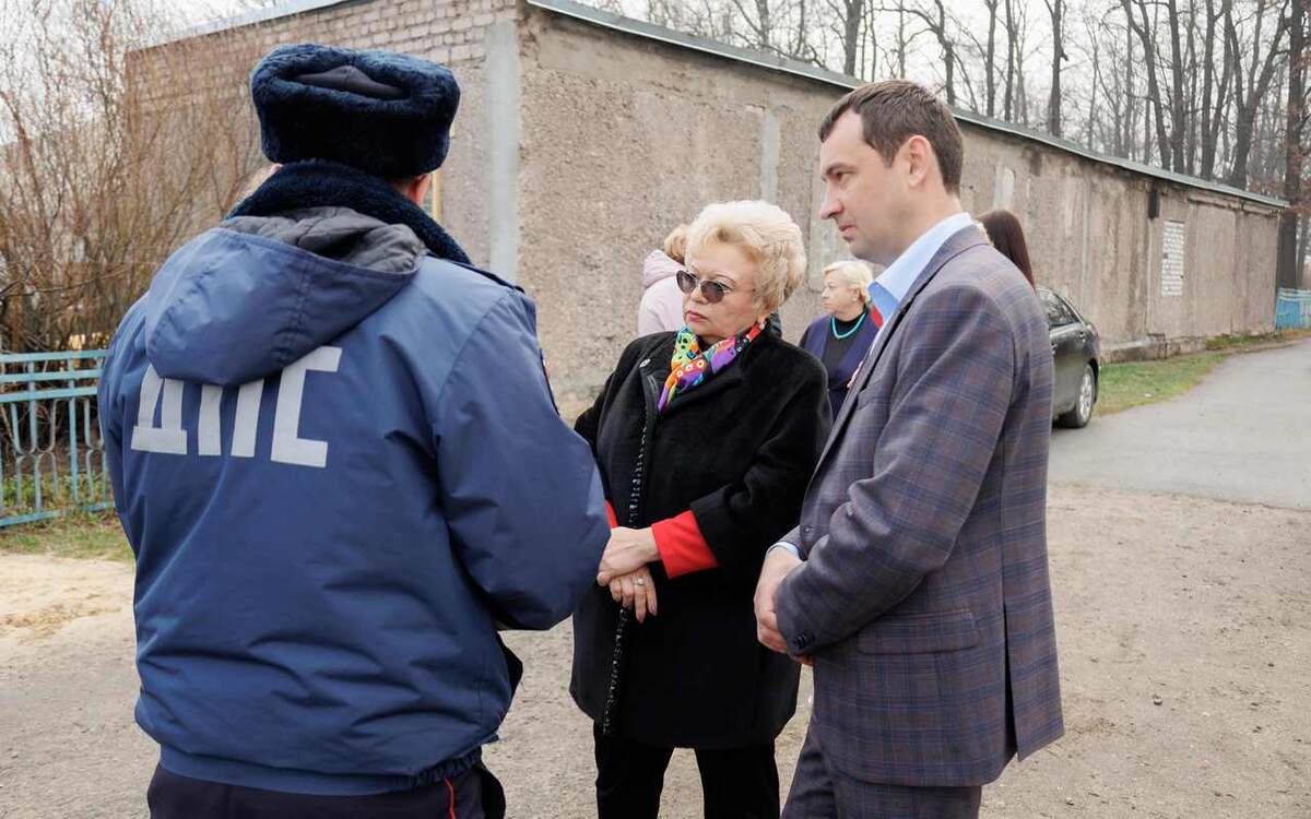    В Липецке ГАИ проверит юных мотоциклистов в частном секторе областного Совета депутатов