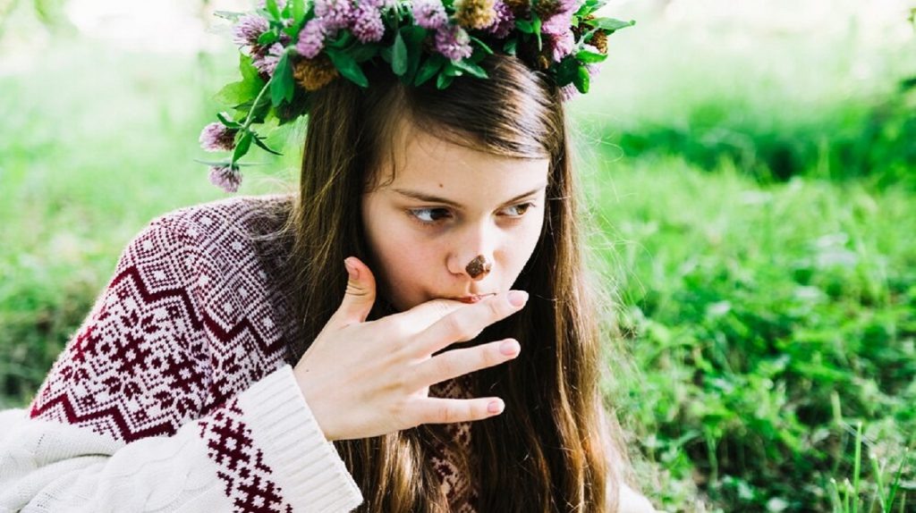     Почему Варушка съела Марушку и что делать с Калеными зубами? Тайные коды сказок в лектории «Обряды инициации» Антон Бахарев