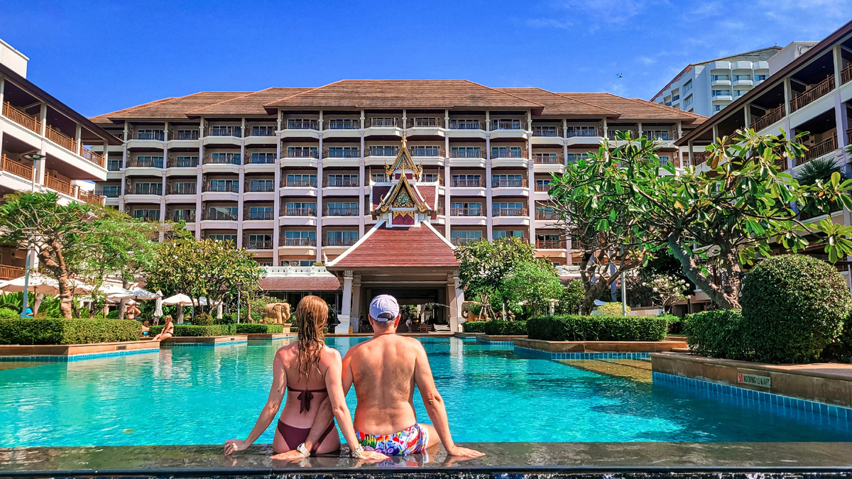 Отель The Heritage Pattaya Beach Resort 