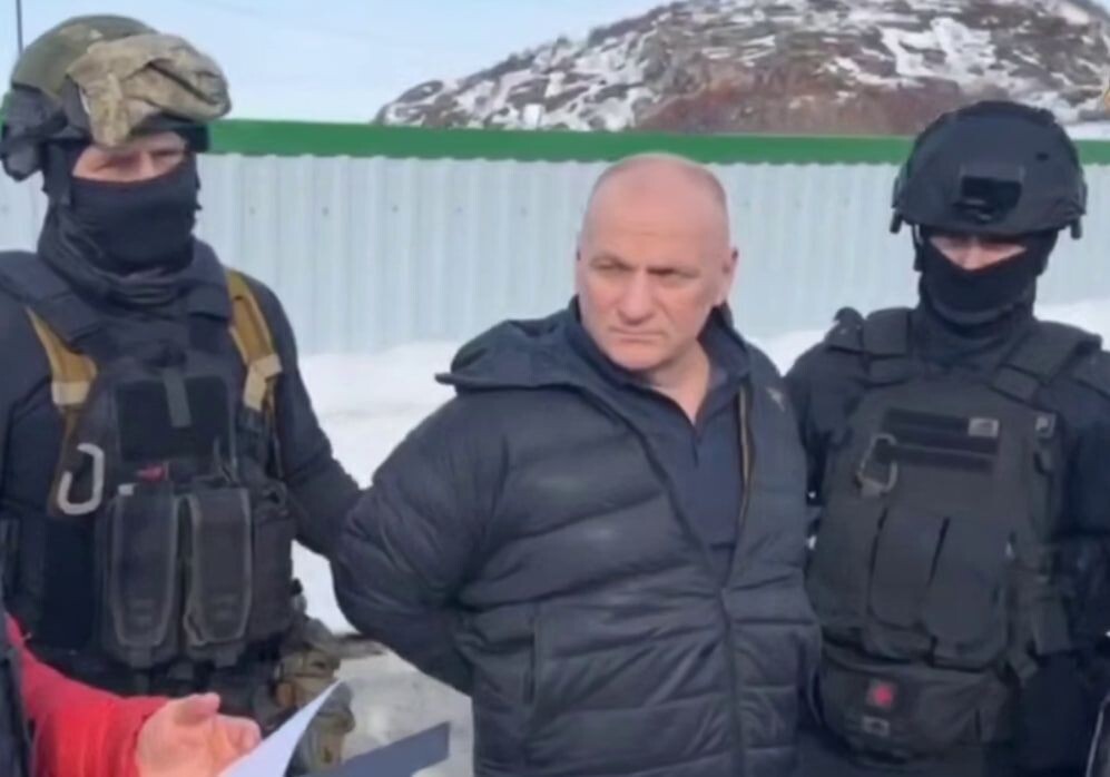     / Источник: Кадр из видео