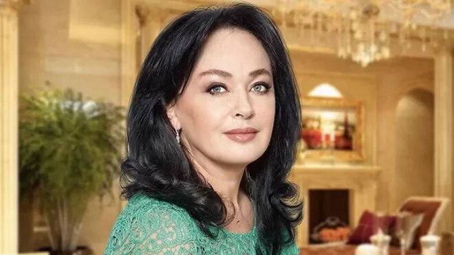 Вилла на Бали, загородный дом в Подмосковье и квартира в Москве: чем владеет Лариса Гузеева