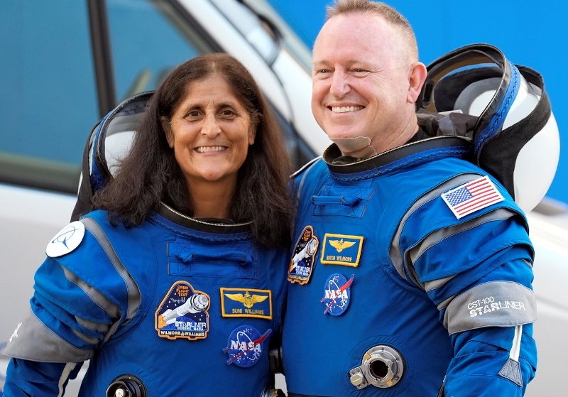 Сунита Уильямс и Барри Уилмор накануне старта