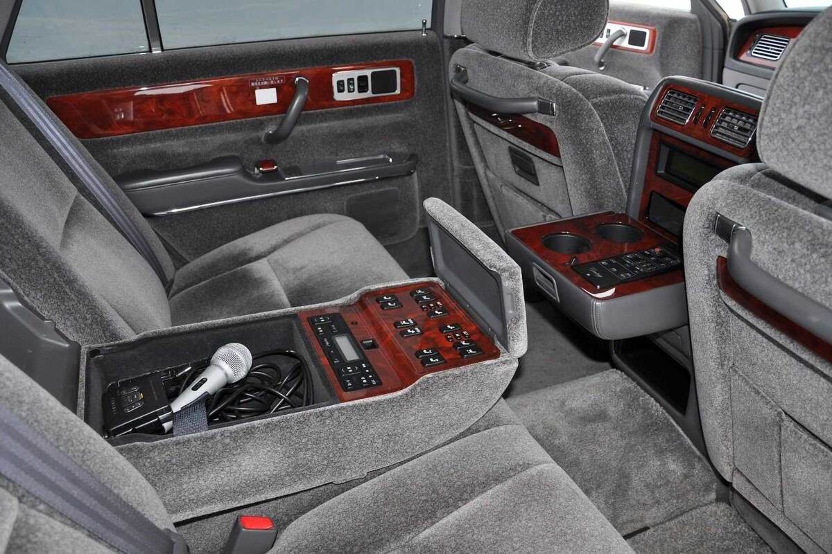 Toyota Century 