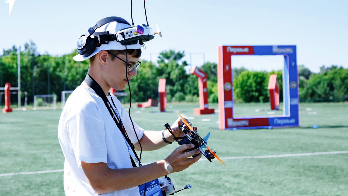    Стартовала регистрация на Всероссийский чемпионат по пилотированию дронов «Пилоты будущего»