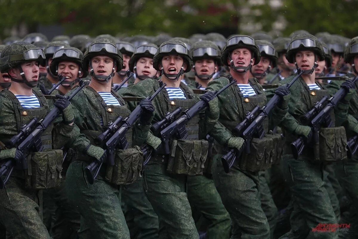    Главком НАТО Каволи: ВС РФ наращивают силы небывалыми темпами