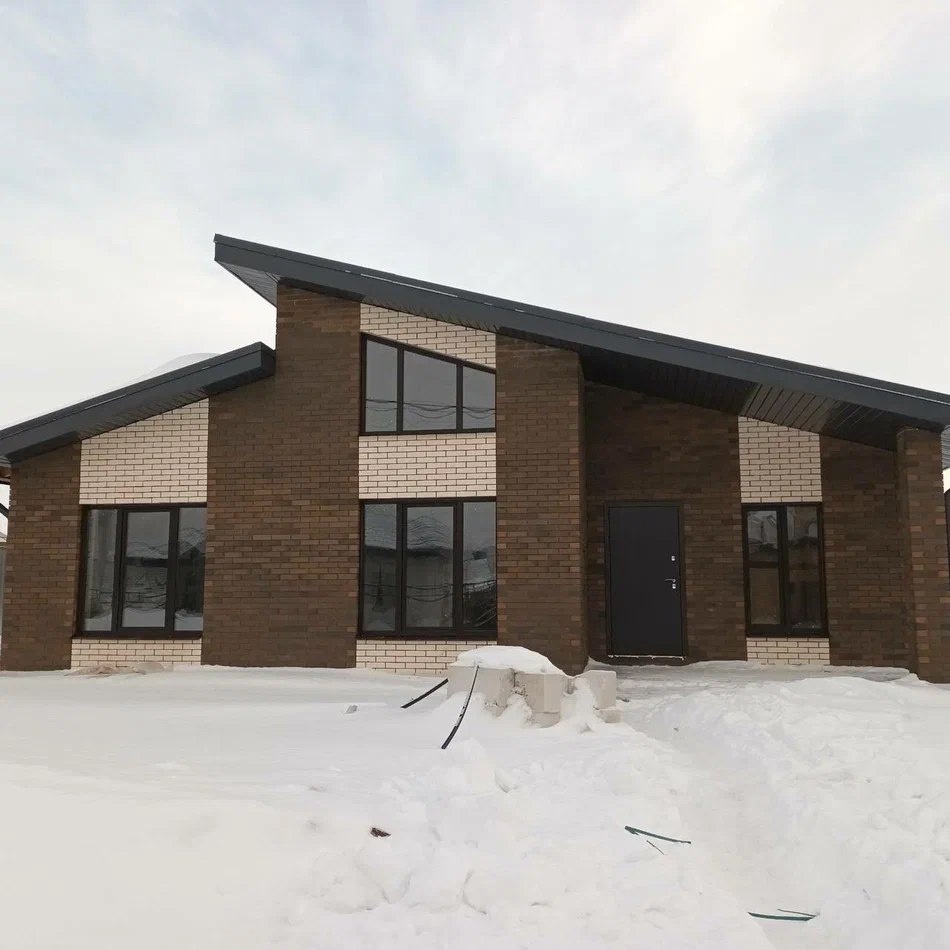 proekty-domov-s-ploskoy-kryshey-osobennosti-i-primeri