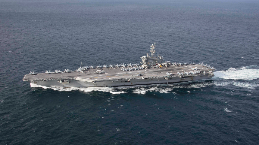    Фото: www.globallookpress.com/Clint Davis - US Navy via CNP