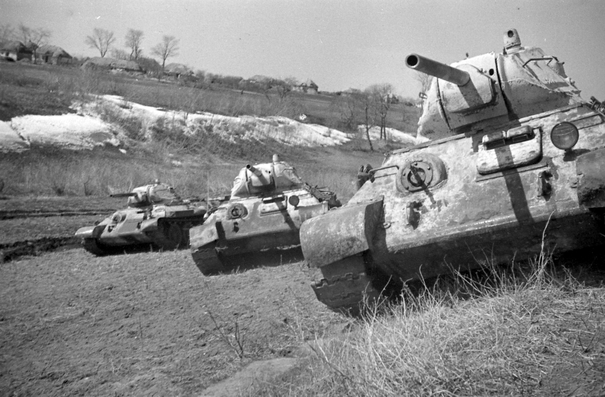 Советские танки Т-34. 1943 год