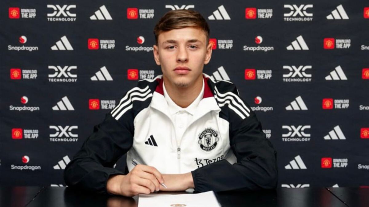    x.com/academyarenaUTD