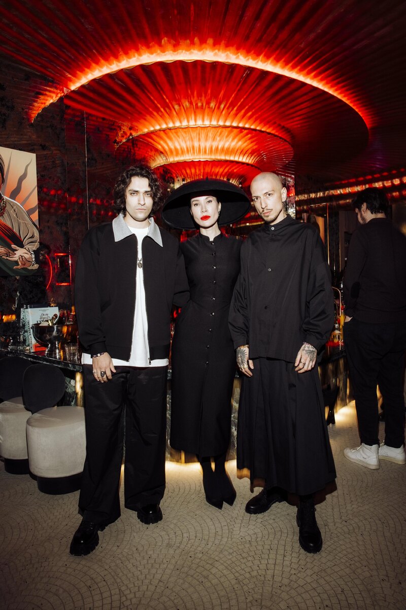 Листайте вправо, чтобы увидеть больше изображений