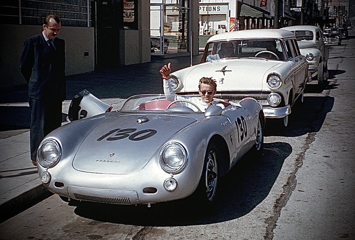 Джеймс Дин за рулем