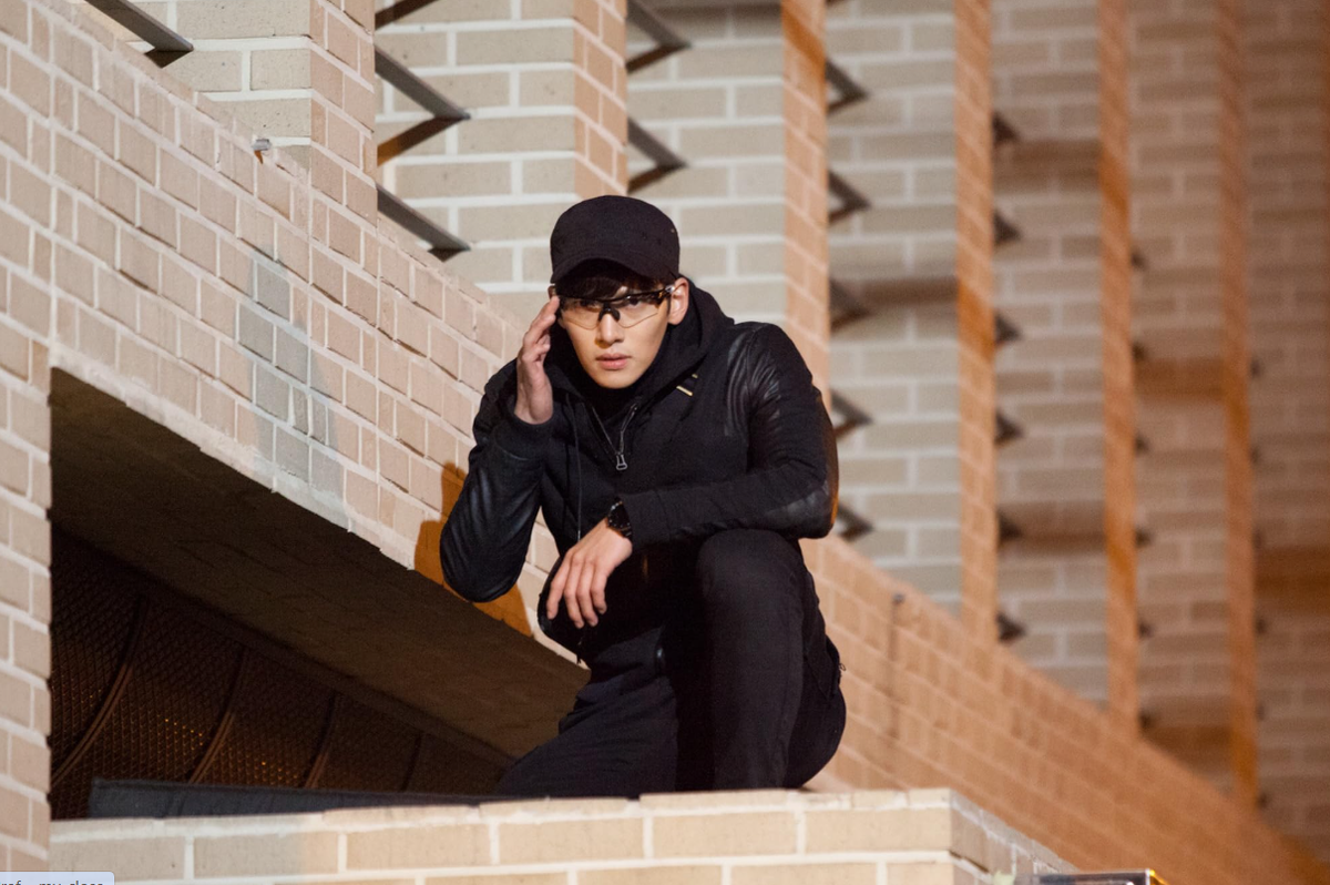 Чжи Чан Ук в роли Хилера, 2014 г.