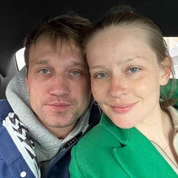     Юлия Пересильд рассталась с Михаилом Тройником