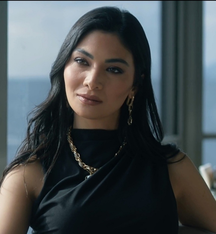 Актриса Эсма Ешим Гюль. Сериал "Приговор" 