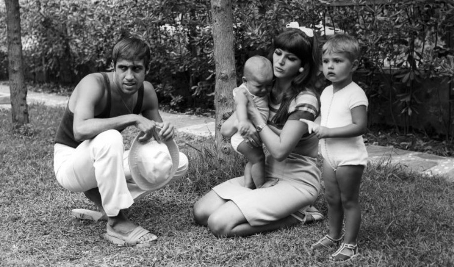 Адриано Челентано в старости: где живет и чем занимается